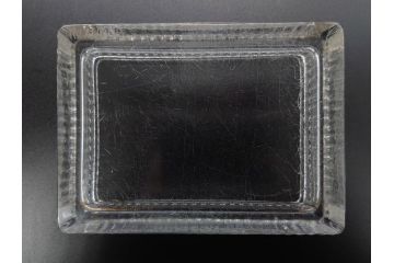 アンティーク　1933〜1951年頃　レア　ルネ・ラリック(R.LALIQUE)　ローレンス(Laurens)　繊細なデザインがエレガントな雰囲気溢れるシガレットケース(ボックス、たばこ(タバコ)箱、小物入れ、アクセサリートレイ、ガラス)(R-074585)
