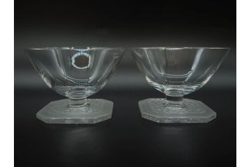アンティーク　ルネ・ラリック(R.LALIQUE)　洗練されたデザインが優美な印象を与えるシャンパングラス2客セット(ヒナギク、パクレット、デイジー、デザート、コンポート、フルーツ、小鉢、ミニボウル、ガラス)(R-074587)