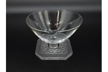 アンティーク　ルネ・ラリック(R.LALIQUE)　洗練されたデザインが優美な印象を与えるシャンパングラス2客セット(ヒナギク、パクレット、デイジー、デザート、コンポート、フルーツ、小鉢、ミニボウル、ガラス)(R-074587)