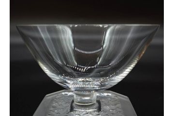 アンティーク　ルネ・ラリック(R.LALIQUE)　洗練されたデザインが優美な印象を与えるシャンパングラス2客セット(ヒナギク、パクレット、デイジー、デザート、コンポート、フルーツ、小鉢、ミニボウル、ガラス)(R-074587)