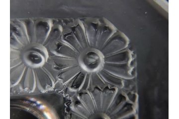 アンティーク　ルネ・ラリック(R.LALIQUE)　洗練されたデザインが優美な印象を与えるシャンパングラス2客セット(ヒナギク、パクレット、デイジー、デザート、コンポート、フルーツ、小鉢、ミニボウル、ガラス)(R-074587)
