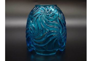 稀少!　フランス　Baccarat　オールドバカラ　ロザース(ROSACES)　ミュルティプル　キャンドルスタンド　燭台　常夜灯　澄んだブルーカラーと華やかな意匠が存在感を放つヴェイユーズ(DEPOSE刻印あり、フルレッドクリスタルガラス)(R-074594)