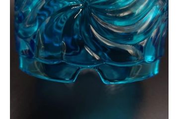 稀少!　フランス　Baccarat　オールドバカラ　ロザース(ROSACES)　ミュルティプル　キャンドルスタンド　燭台　常夜灯　澄んだブルーカラーと華やかな意匠が存在感を放つヴェイユーズ(DEPOSE刻印あり、フルレッドクリスタルガラス)(R-074594)
