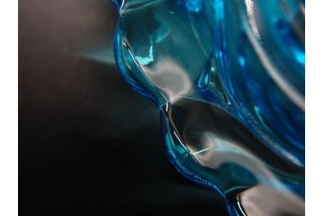稀少!　フランス　Baccarat　オールドバカラ　ロザース(ROSACES)　ミュルティプル　キャンドルスタンド　燭台　常夜灯　澄んだブルーカラーと華やかな意匠が存在感を放つヴェイユーズ(DEPOSE刻印あり、フルレッドクリスタルガラス)(R-074594)
