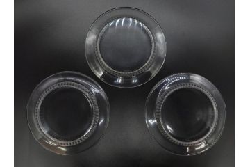 フランス　LALIQUE(ラリック)　バンブー(竹)　シンプルながらも上品な佇まいが魅力のプレート4枚セット(大・小)(皿、ガラス)(R-074596)