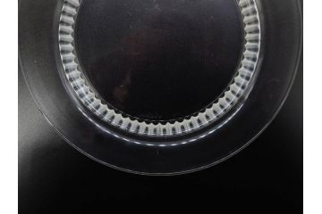 フランス　LALIQUE(ラリック)　バンブー(竹)　シンプルながらも上品な佇まいが魅力のプレート4枚セット(大・小)(皿、ガラス)(R-074596)