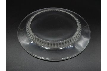 フランス　LALIQUE(ラリック)　バンブー(竹)　シンプルながらも上品な佇まいが魅力のプレート4枚セット(大・小)(皿、ガラス)(R-074596)