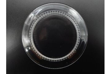 フランス　LALIQUE(ラリック)　バンブー(竹)　シンプルながらも上品な佇まいが魅力のプレート4枚セット(大・小)(皿、ガラス)(R-074596)