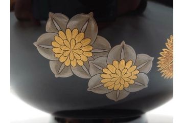 輪島塗　花寄　約14cm　4.6寸　丁寧に描かれた蒔絵が上品な雰囲気を高める吸物椀10客セット(お椀、漆器、和食器、黒漆、共箱付き、四寸六分)(R-074600)