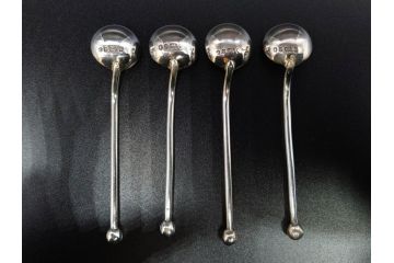 1874年頃　銀細工師　チャールズ・フォックス　Charles Fox　スターリングシルバー　ソルトディッシュ&スプーン4個セット(塩入れ、箱入り、スプーン付き、SV925、STERLING SILVER)(R-074601)