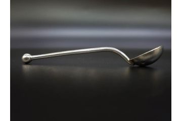 1874年頃　銀細工師　チャールズ・フォックス　Charles Fox　スターリングシルバー　ソルトディッシュ&スプーン4個セット(塩入れ、箱入り、スプーン付き、SV925、STERLING SILVER)(R-074601)