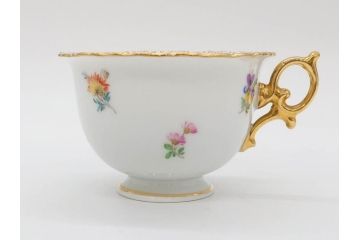 ドイツ　マイセン　Meissen　金彩　散らし小花　シェルエッジ　細やかな意匠に気品を感じるカップ&ソーサー(洋食器、C&S)(R-074603)