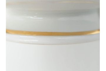ドイツ　マイセン　Meissen　金彩　散らし小花　シェルエッジ　細やかな意匠に気品を感じるカップ&ソーサー(洋食器、C&S)(R-074603)
