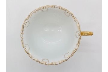 ドイツ　マイセン　Meissen　金彩　散らし小花　シェルエッジ　細やかな意匠に気品を感じるカップ&ソーサー(洋食器、C&S)(R-074603)