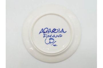 ARABIA FINLAND　Valencia (バレンシア)　Ulla Procope(ウラ・プロコッペ)　約17cm　一つ一つ丁寧に絵付けされた意匠が美しいプレート4枚セット(アラビア、フィンランド、北欧食器、洋食器、皿)(R-074604)