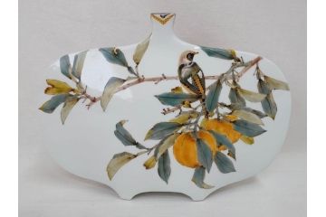 山田義明　九谷焼　色絵　高さ約24cm　美しい絵柄と色合いに魅了される扁壷(壺、鳥、共箱付き)(R-074613)