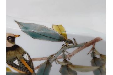 山田義明　九谷焼　色絵　高さ約24cm　美しい絵柄と色合いに魅了される扁壷(壺、鳥、共箱付き)(R-074613)