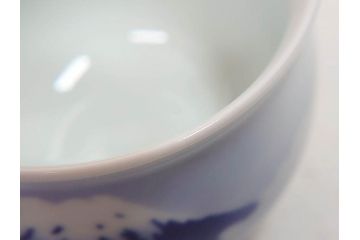 深川製磁　宮内庁御用達　染付　金彩　藍色の濃淡で表現された富士山が美しい汲出揃(汲出碗揃、5客セット、湯呑み、湯のみ、和食器、共箱付き)(R-074614)