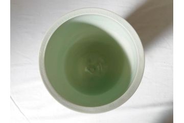 三浦シュレイ　月見草　繊細な絵柄と美しい色彩に魅了される花瓶(朱鈴、しゅ鈴、朱鈴、花器、花入、共箱付き)(R-074615)