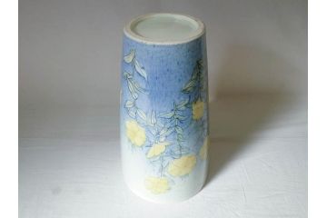 三浦シュレイ　月見草　繊細な絵柄と美しい色彩に魅了される花瓶(朱鈴、しゅ鈴、朱鈴、花器、花入、共箱付き)(R-074615)