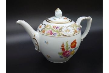 ドイツ　ドレスデン　シューマン ババリア　SCHUMANN BAVARIA　 金彩　フラワー　鮮やかな色合いと散りばめられた花たちが可愛らしいティーポット(洋食器)(R-074618)