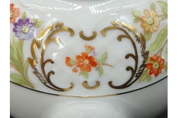 ドイツ　ドレスデン　シューマン ババリア　SCHUMANN BAVARIA　 金彩　フラワー　鮮やかな色合いと散りばめられた花たちが可愛らしいティーポット(洋食器)(R-074618)