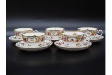 ドイツ　ドレスデン　シューマン ババリア　SCHUMANN BAVARIA　 フラワー　美しい金彩のデザインが華やかな雰囲気を醸し出すティーカップ&ソーサー5客セット(C&S、花、洋食器)(R-074619)