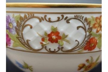 ドイツ　ドレスデン　シューマン ババリア　SCHUMANN BAVARIA　 フラワー　美しい金彩のデザインが華やかな雰囲気を醸し出すティーカップ&ソーサー5客セット(C&S、花、洋食器)(R-074619)