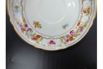 ドイツ　ドレスデン　シューマン ババリア　SCHUMANN BAVARIA　 フラワー　美しい金彩のデザインが華やかな雰囲気を醸し出すティーカップ&ソーサー5客セット(C&S、花、洋食器)(R-074619)