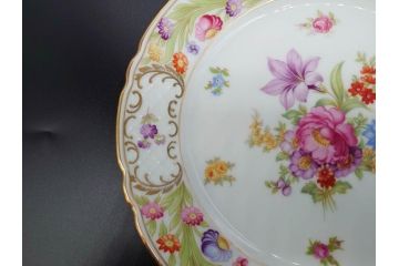 ドイツ　ドレスデン　シューマン ババリア　SCHUMANN BAVARIA　 金彩　フラワー　華やかな花たちが食卓に彩を与えるプレート6枚セット(大小、皿、洋食器)(R-074620)