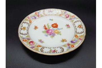 ドイツ　ドレスデン　シューマン ババリア　SCHUMANN BAVARIA　 金彩　フラワー　華やかな花たちが食卓に彩を与えるプレート6枚セット(大小、皿、洋食器)(R-074620)