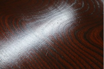 中古　美品　岩谷堂箪笥　漆塗り　力強い木目と重厚な金具が調和した整理箪笥　(R-074626)