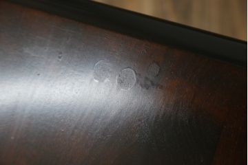 中古　北海道民芸家具　深みのある色合いが魅力のサイドキャビネット(サイドテーブル、サイドボード、戸棚、収納棚)(R-074627)
