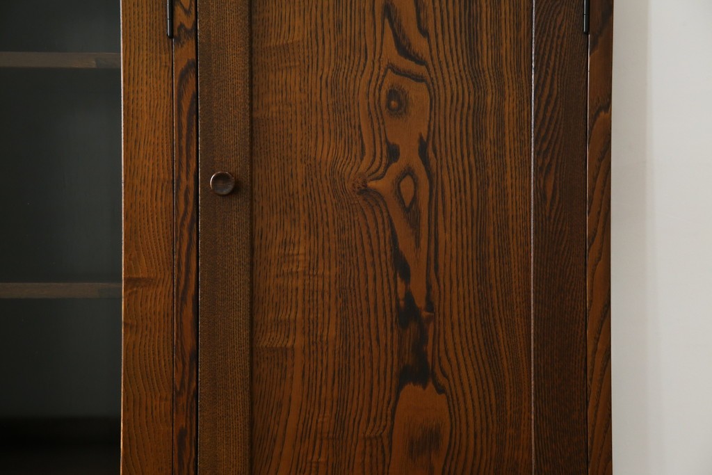 中古　美品!!　希少な絶版品　駿河の国　勝見木工　勝見作　耳付き天板の重厚感が際立つ総栗材のサイドボード　定価約80万円　(R-074631)