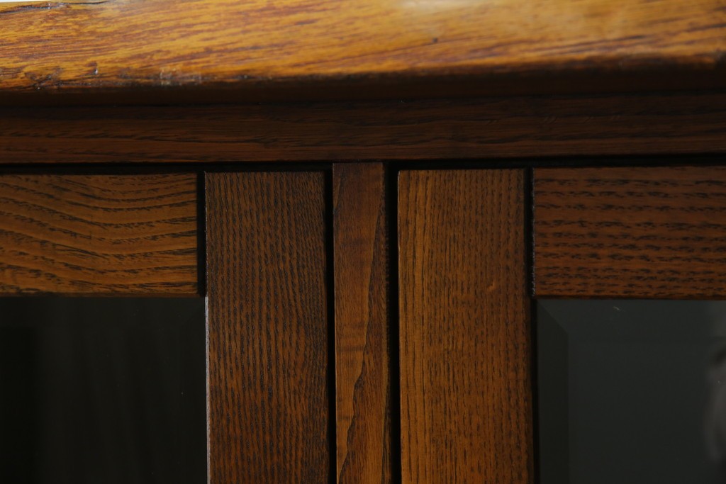 中古　美品!!　希少な絶版品　駿河の国　勝見木工　勝見作　耳付き天板の重厚感が際立つ総栗材のサイドボード　定価約80万円　(R-074631)
