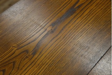 中古　美品!!　希少な絶版品　駿河の国　勝見木工　勝見作　耳付き天板の重厚感が際立つ総栗材のサイドボード　定価約80万円　(R-074631)