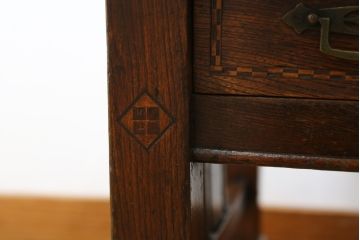 和製アンティーク　象嵌入り　栓材　味のある風合いが魅力の文机(ローテーブル、デスク、座机、作業台、平机、ワークデスク、在宅用、在宅ワーク用)(R-074634)