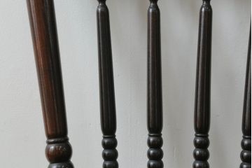 中古　美品　松本民芸家具　16型スピンドルチェア　ゆったりと座れるダイニングチェア(板座チェア、椅子、イス)(R-074636)