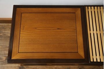 中古　美品　ニレ材　温かみのある木の色味と木目が美しい長火鉢(囲炉裏、木製火鉢)(R-074641)