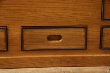 中古　美品　ニレ材　温かみのある木の色味と木目が美しい長火鉢(囲炉裏、木製火鉢)(R-074641)