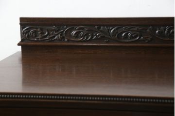 イギリスアンティーク　オーク材　クラシカルな佇まいが魅力の脚つきチェスト(引き出し、サイドチェスト、英国)(R-074643)