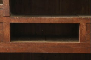 和製アンティーク　前面欅(ケヤキ)材　存在感抜群!堂々とした佇まいが魅力の二段重ね八尺水屋箪笥(食器棚、キャビネット、重ねタンス、収納棚、戸棚、店舗什器)(R-074645)