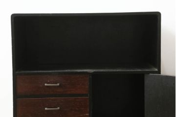 和製アンティーク　漆塗りの研ぎ出しが趣のある雰囲気を醸し出す小箪笥(引き出し、和箪笥、整理箪笥、収納箪笥、戸棚、収納棚)(R-074650)