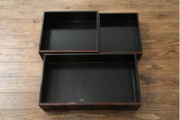 和製アンティーク　最高級!　唐獅子金具　三方欅(ケヤキ)材　凝った金具とケヤキ材の杢目が上質な雰囲気を醸し出す仙台小箪笥(仙台箪笥、整理箪笥、収納たんす、引き出し)(R-074653)