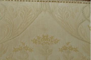 中古　美品　イタリア高級家具　メデア(Medea)　優雅な曲線美が際立つセティ　定価約60万円　(R-074657)