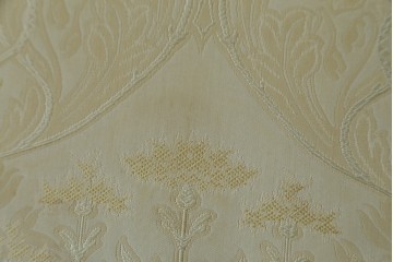 中古　美品　イタリア高級家具　メデア(Medea)　優雅な曲線美が際立つセティ　定価約60万円　(R-074657)
