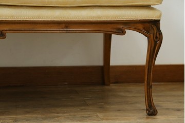 中古　美品　イタリア高級家具　メデア(Medea)　優雅な曲線美が際立つセティ　定価約60万円　(R-074657)
