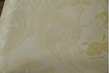 中古　美品　イタリア高級家具　メデア(Medea)　エレガントな佇まいが美しいアームチェア　(R-074659)