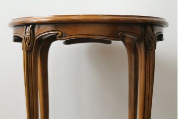 中古　美品　イタリア高級家具　メデア(Medea)　品のある佇まいが美しいガラストップサイドテーブル(コーヒーテーブル、ラウンドテーブル、花台、飾り台)(R-074660)