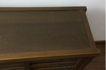 中古　美品!!　国産職人手作り　欅(ケヤキ)材　和モダンな空間づくりにも活躍する高級水屋箪笥サイドボード(サイドキャビネット、収納棚、戸棚、食器棚)(R-074666)